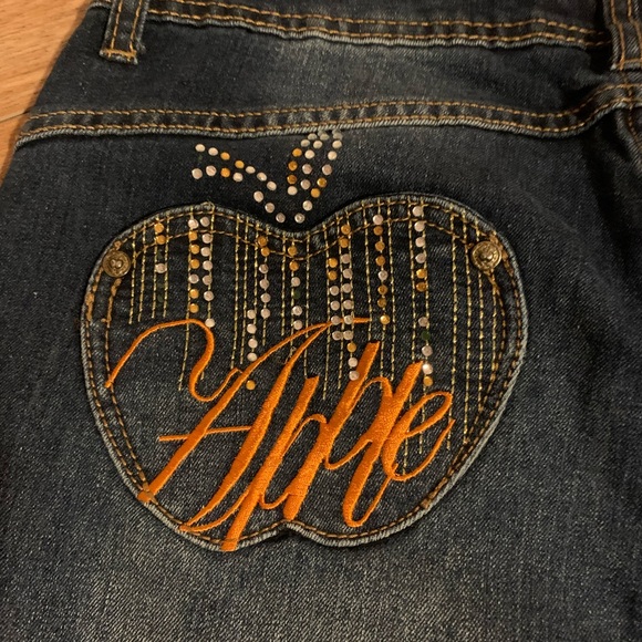 Apple Bottom capri jeans - Picture 2 of 8